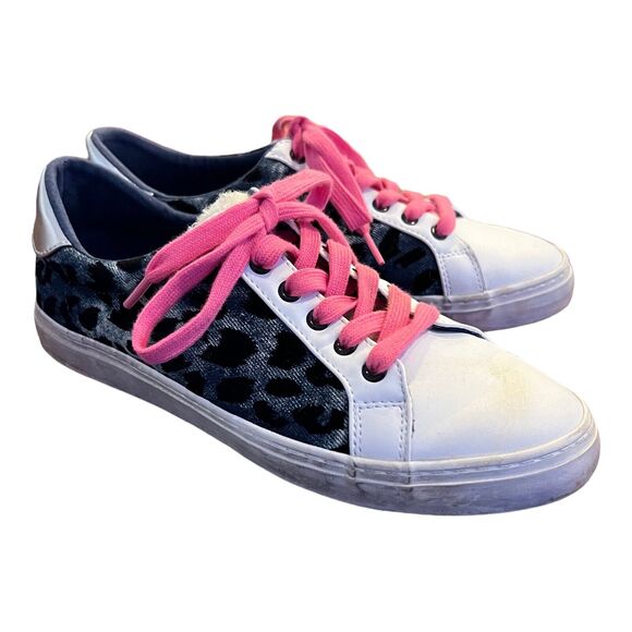 NINE WEST Women's Best Pink Lace Up Sneaker Blue Cheetah Sherpa Tongue 8.5 M - Picture 1 of 5
